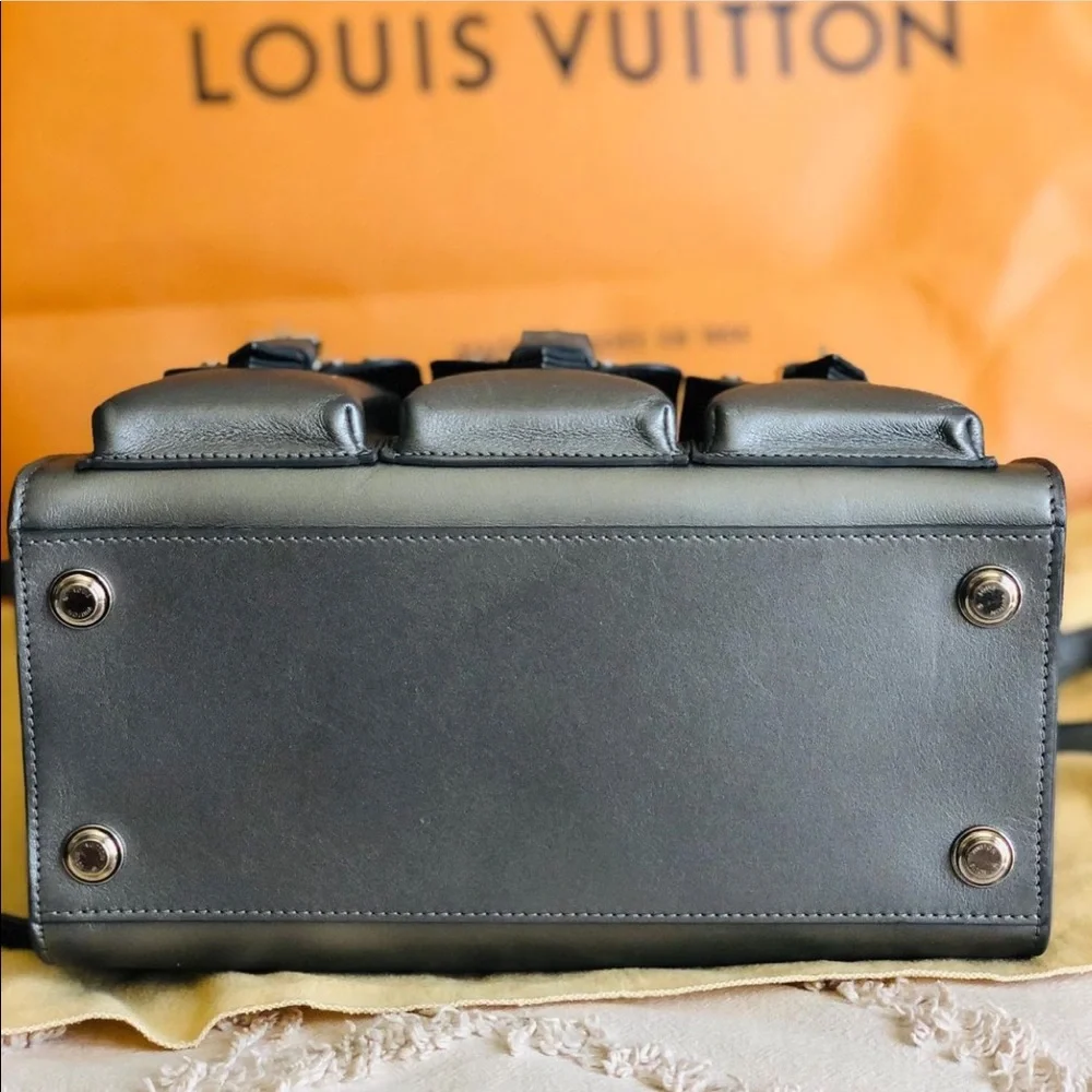❌❌❌SOLD❌❌❌LV Authentic, LOUIS VUITTON ~ CITY STEAMER POCKET PM, LIMITED EDITION - Picture 8 of 17